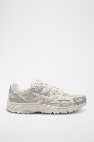 Nike P-6000 - Argenté et ivoire