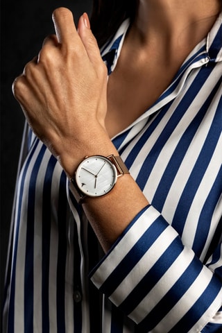 Montre à quartz en acier et nacre - Emily Westwood