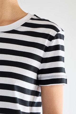 T-shirt - Preto e branco