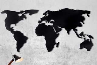 Decoração de parede World Map Silhouette - 60 x 120 cm - Preto