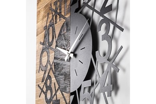 Relógio de parede Wooden Clock - 59 x 58 cm - Preto e natural