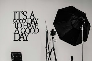 Decoração de parede Its A Good Day - Preto
