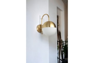 Aplique de parede Küre - Dourado e branco - 60 W