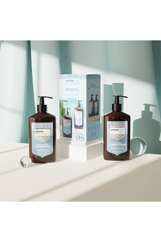 Coffret fortifiant et réparateur à la biotine - 2 produits