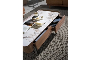 Table basse en noyer - 73 x 75 x 14 cm