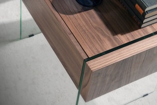 Table de chevet - Imitation noyer et transparent