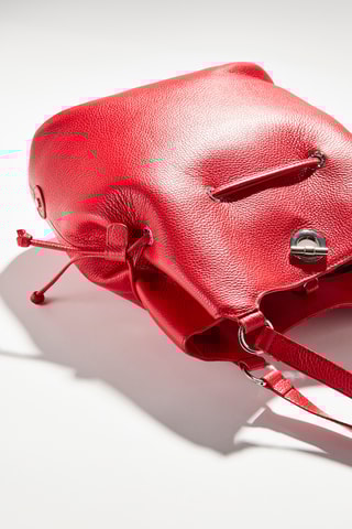 Mala bucket em couro M Paris - Vermelho