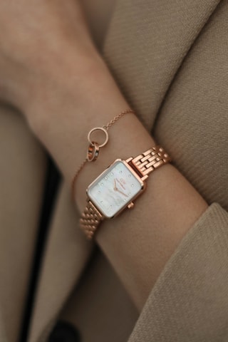 Montre à quartz en acier inoxydable et nacre Quadro Lumine - Doré rose et blanc