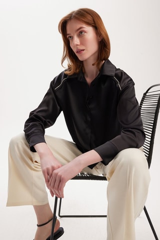 Camisa - 
Preto