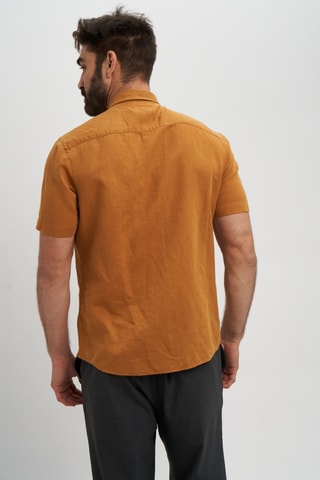 Camisa relaxed em linho - Mostarda