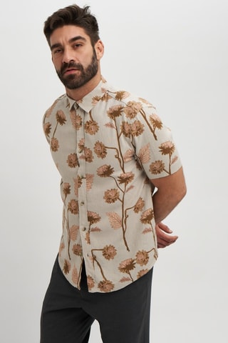 Camisa regular em linho - Bege