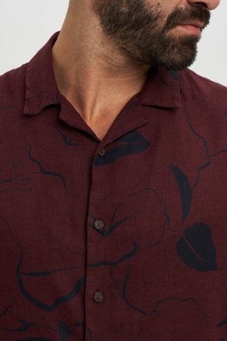 Camisa regular em linho - Bordô e azul-marinho