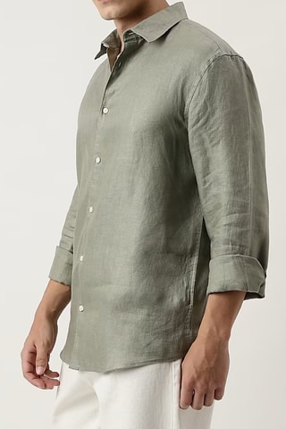 Camisa regular em linho - Verde-sálvia