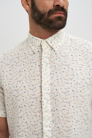 Camisa em linho - Esbranquiçado