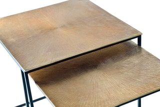 2 tables gigognes Doré et noir