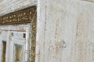 Armoire 2 portes - Ecru et doré
