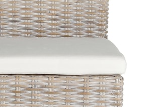 2 chaises - 
Naturel et blanc