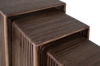 3 tables d’appoint gigognes en teck - 23 x 40 x 33/31 x 45 x 33/40 x 50 x 33 cm