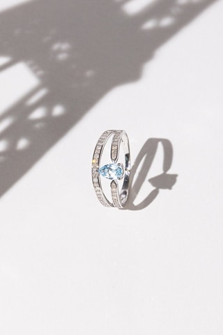 Anel Eugenie Ouro branco, diamantes e topázio