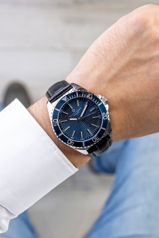 Montre à quartz en cuir et plaqué ion argent - Frederic Graff