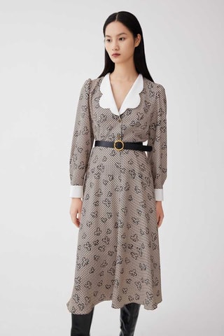 Vestido direito às bolas Castanho