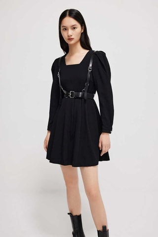 Vestido direito Preto