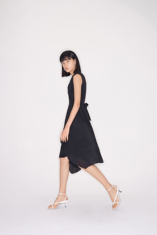 Vestido assimétrico Preto