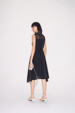 Vestido assimétrico Preto