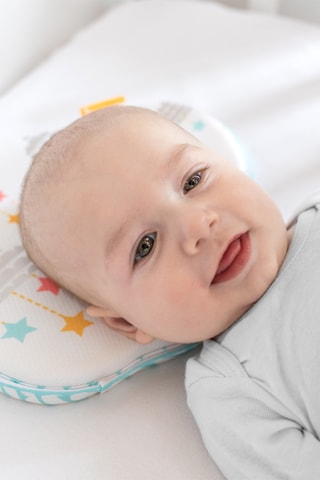 Cale-tête ergonomique Nuage - De la naissance à 3 mois
