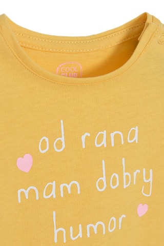 T-shirt. Mosterdgeel