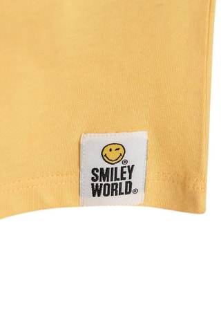 T-shirt. Mosterdgeel
