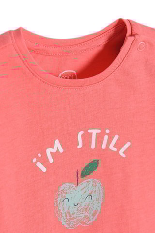 T-shirt. Koraalrood