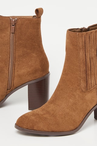Botins Gail - Camel