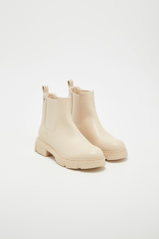 Botins Bege