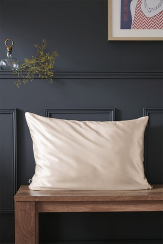 Taie d'oreiller en soie de mûrier Soanne - Beige