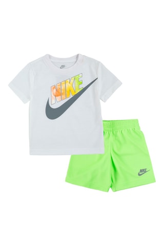 T-shirt et short - Blanc et vert - Nike