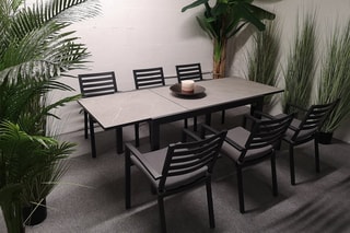 Table extensible - Jusqu'à 8 places - 140/220 x 90 x 75 cm