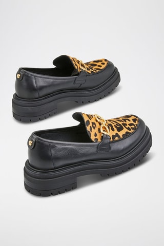Lakleren Mocassins met Sleehak Valomi - Zwart