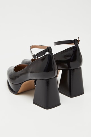 Sapatos de salto em couro de cabra envernizado - Preto