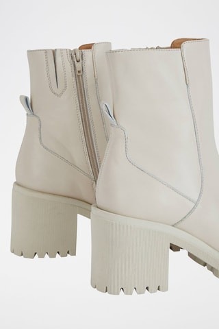 Bottines en cuir de veau Ecru