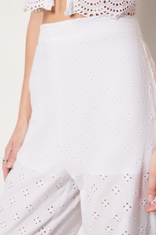Pantalon droit en broderie anglaise taille haute - Ecru