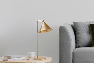 Candeeiro de mesa Konika - Dourado
