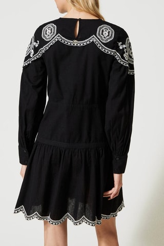 Vestido com folhos - Preto
