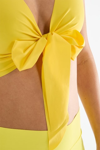Crop top de praia Tako - Amarelo 