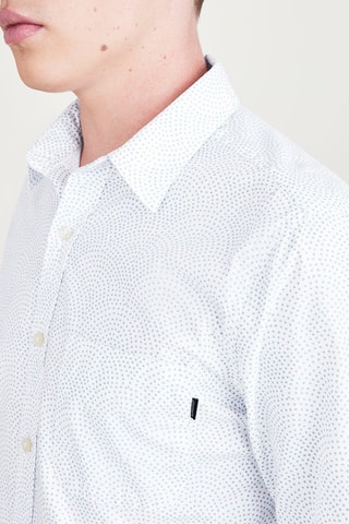 Chemise slim - 
Blanc