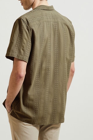 Camisa regular - Verde-claro