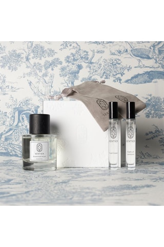 Coffret Festif Path of Lemons, Esteemed Musk et Oud Gaiac - 3 produits