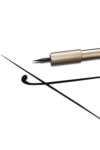 Eyeliner Pincel mate e longa duração - Preto - 3 ml