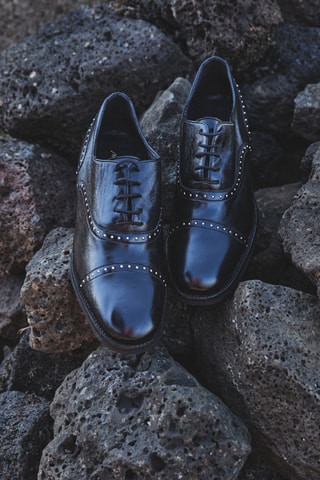 Derbies em couro envernizado Lea - Preto
