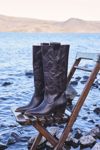 Botas em couro Lucien - Castanho